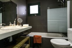 Barcelona Comtal Apartments (20)