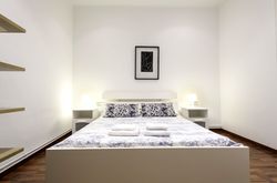 Barcelona Comtal Apartments (25)