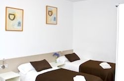 Claris Apartments (8)