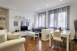 Barcelona Comtal Apartments (32)