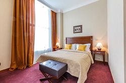 Raikin Plaza Hotel (20)