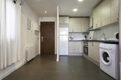 Barcelona Comtal Apartments (81)