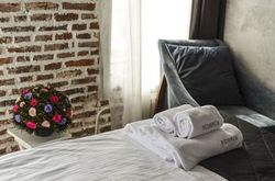 Red Brick Hotel (13)