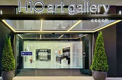 H10 Art Gallery