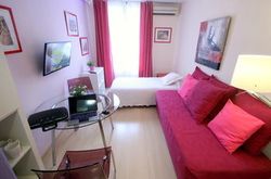 Stopbarcelona Universidad Apartments (17)