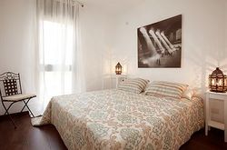 Bas Apartments Gracia