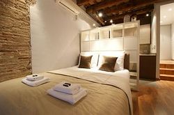 BORNE DOWN TOWN APARTMENTS (13)