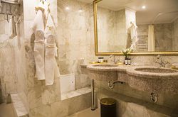 THE ROOMS BOUTIQUE HOTEL (28)