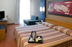 CATALONIA BRISTOL (3)