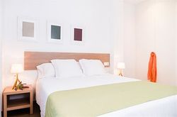 FEELATHOME PLAZA APARTMENTS (32)