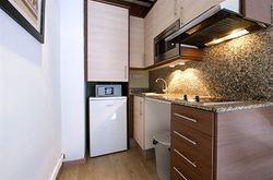 BORNE DOWN TOWN APARTMENTS (22)