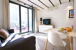 BORNE DOWN TOWN APARTMENTS (27)