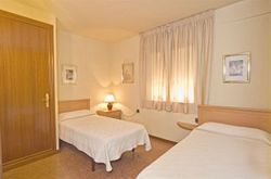 APARTAMENTOS GANDUXER (33)