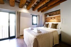 BORNE DOWN TOWN APARTMENTS (31)