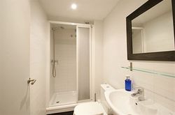 BORNE DOWN TOWN APARTMENTS (33)